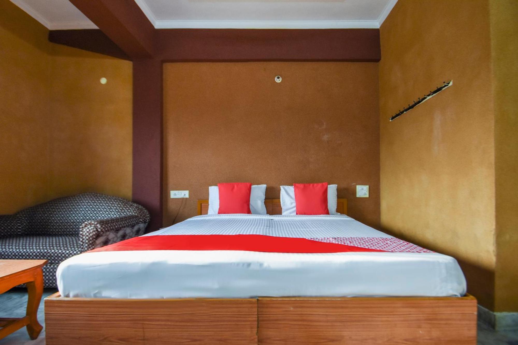 Oyo Flagship Vibes Hotel Nālāgarh Εξωτερικό φωτογραφία