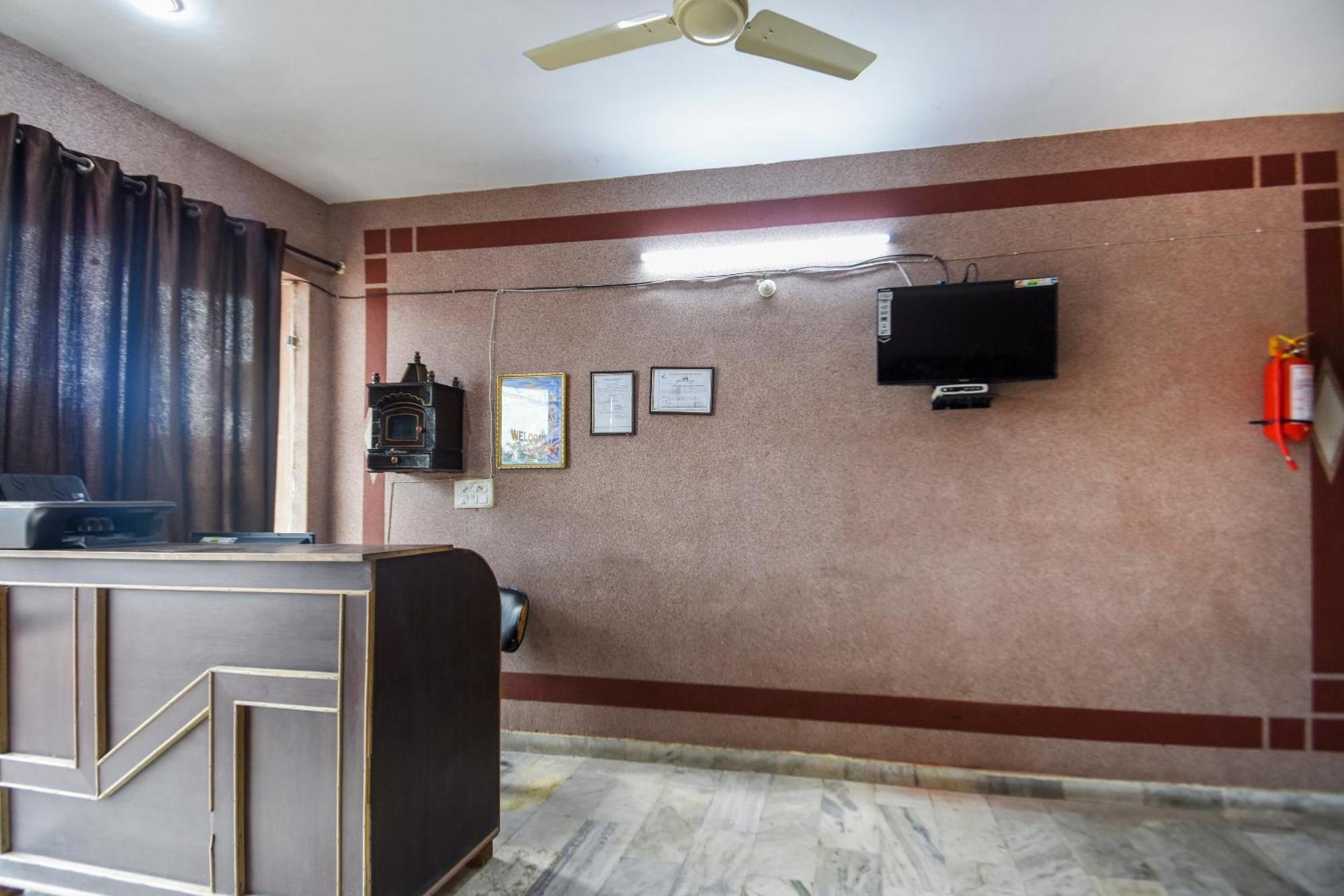 Oyo Flagship Vibes Hotel Nālāgarh Εξωτερικό φωτογραφία